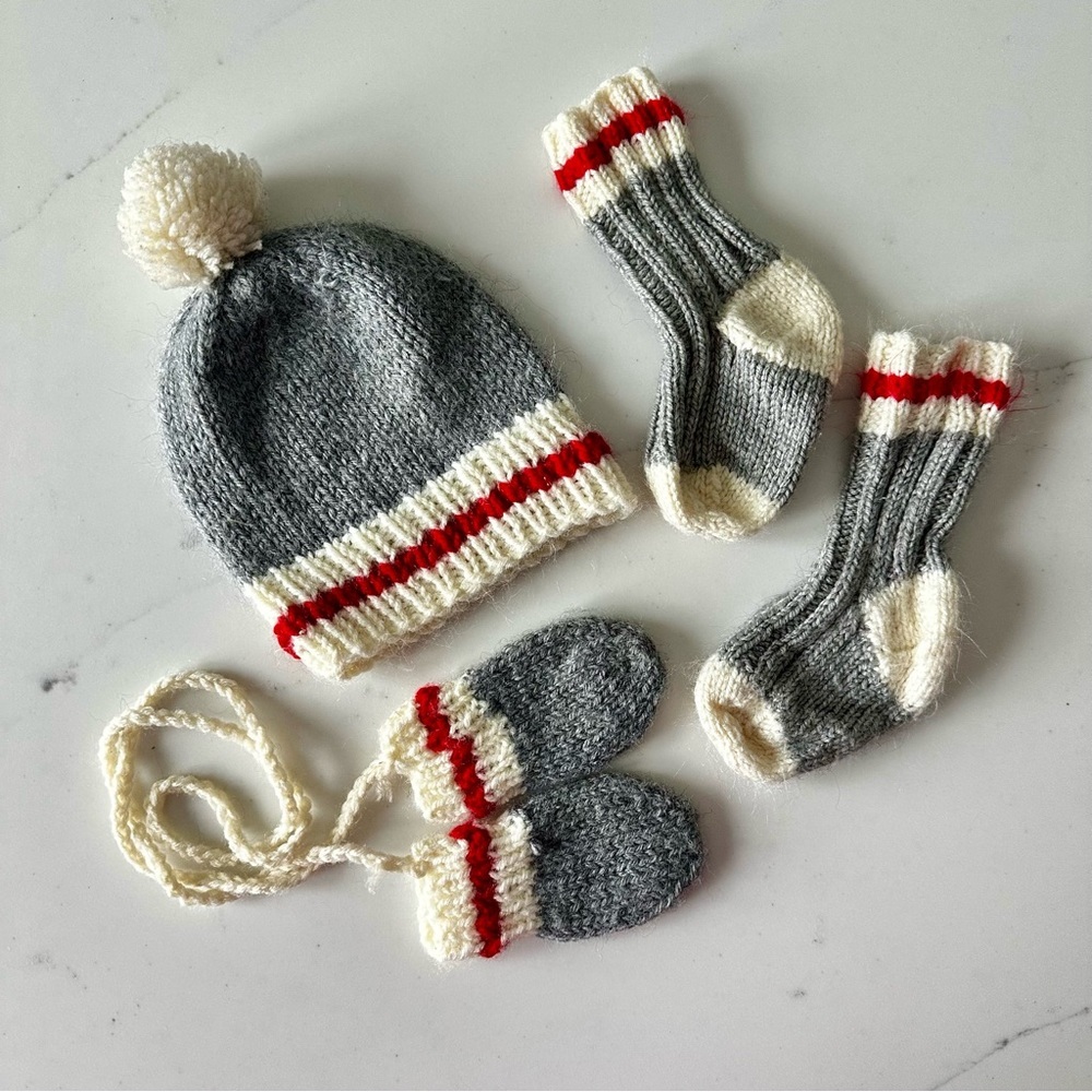 Cabin stripe knitted winter baby set